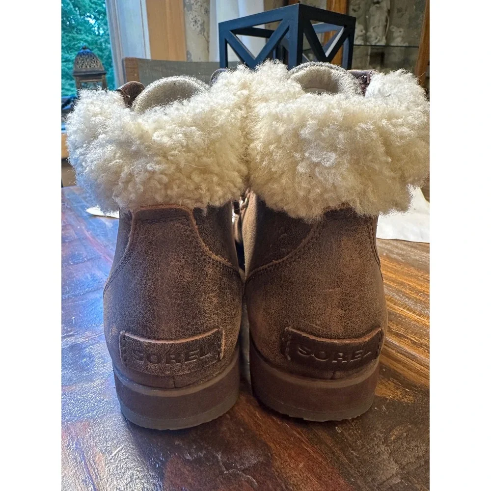 Sorel Harlow Lace Cozy Boots Burro Light Grey Womens 8.5 Leather & Shearling